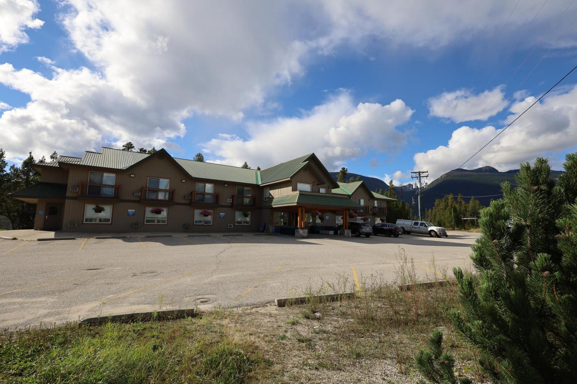 Glacier Mountain Lodge Blue River